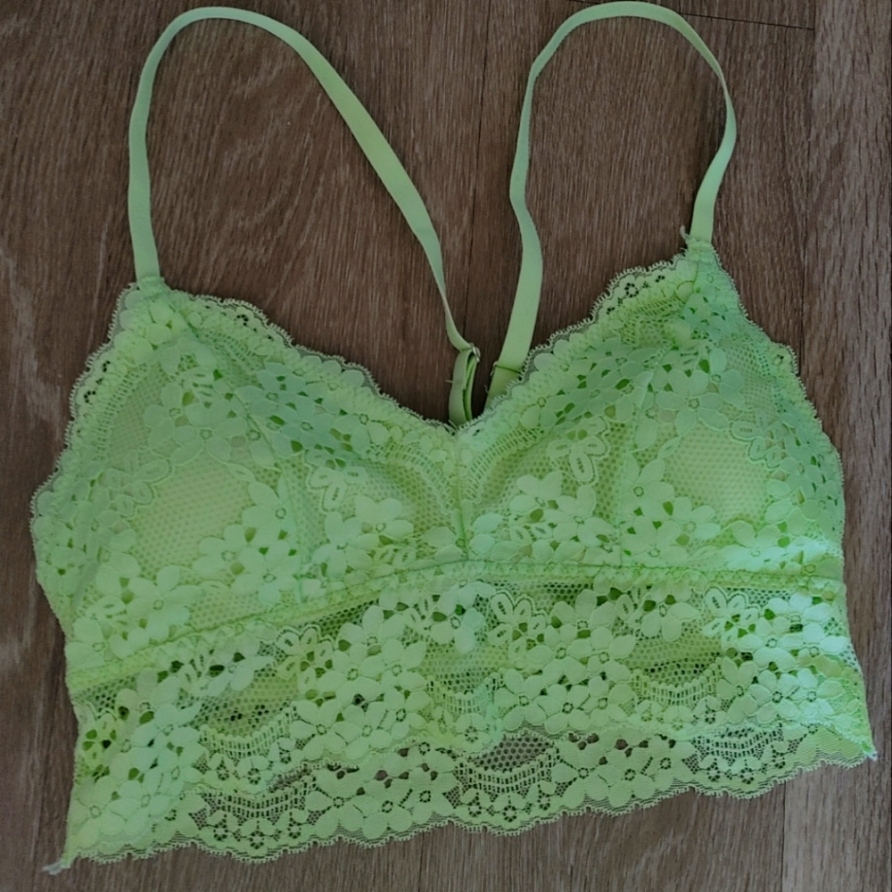 NWOT padded lace bralette